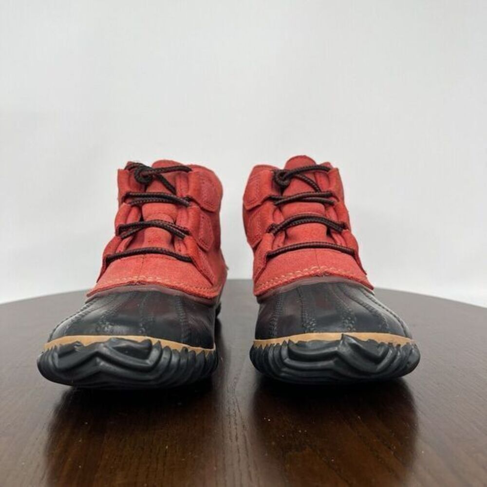 Sorel Out N About Plus Boot Womens Size 7 Red Black Leather Waterproof Duck Rain - Picture 2 of 16